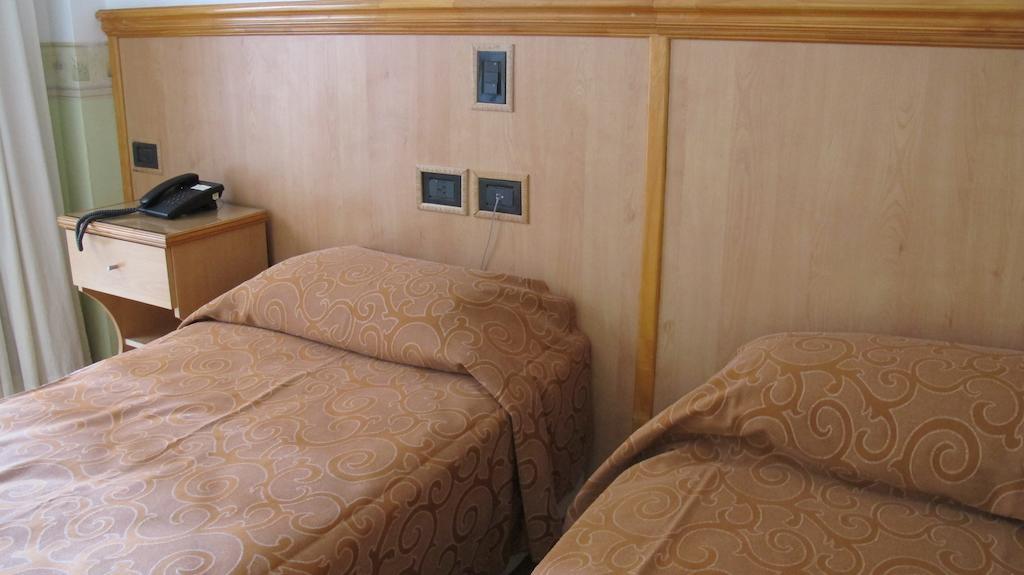 Hotel Pedraza Buenos Aires Room photo