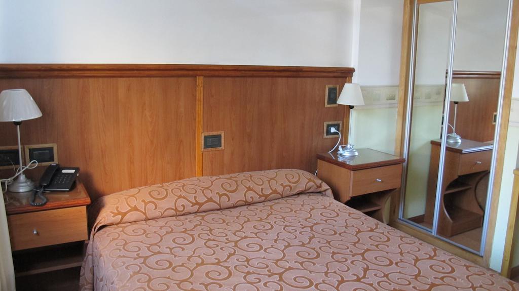 Hotel Pedraza Buenos Aires Room photo